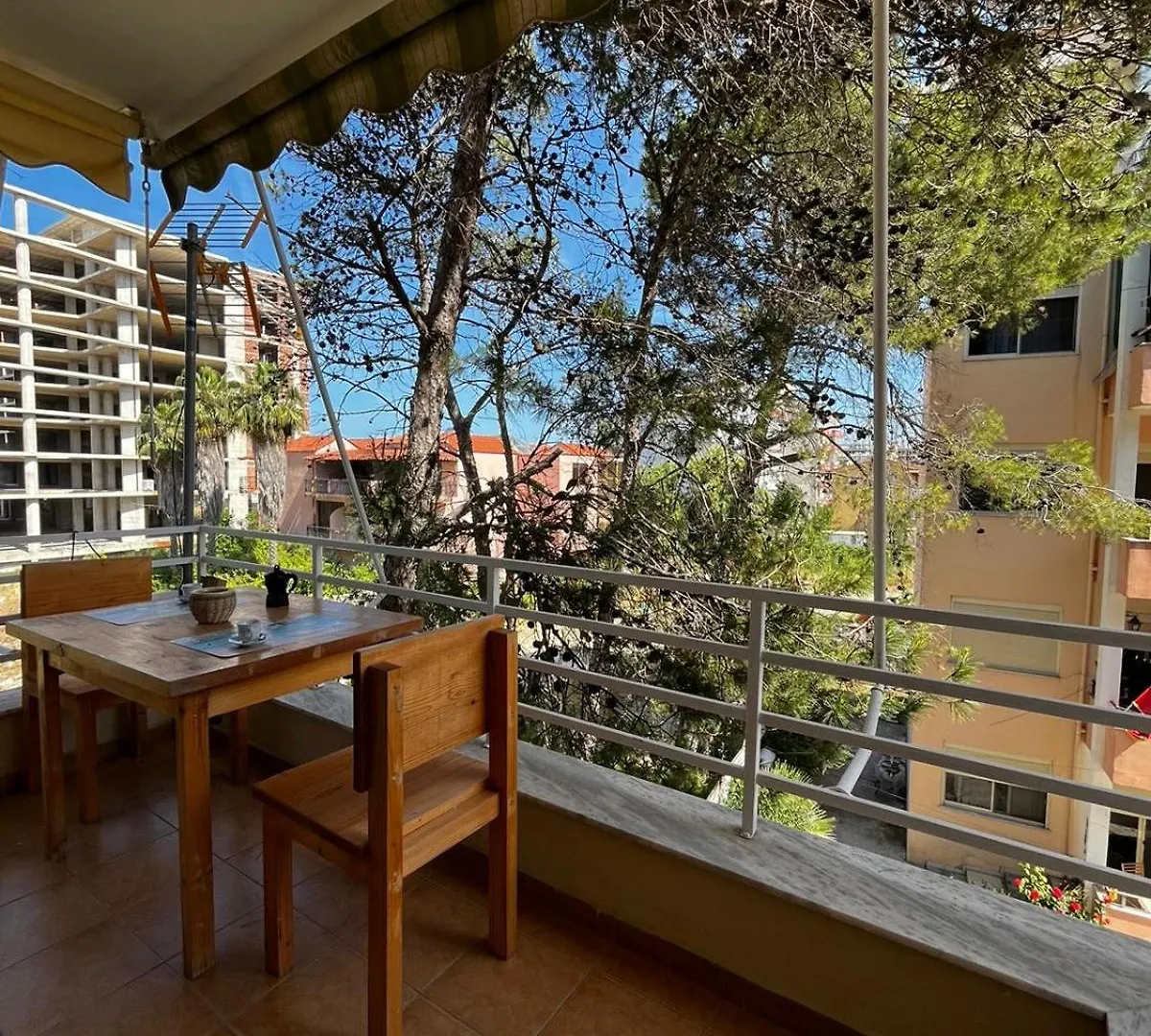 Apartament Golemi